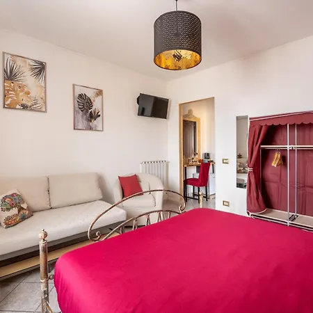 Miu' , , Con Piscina E Parcheggio Privato Ciampino