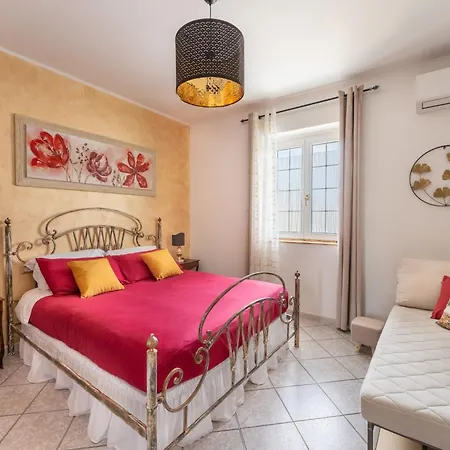 Miu' , , Con Piscina E Parcheggio Privato Couette-café