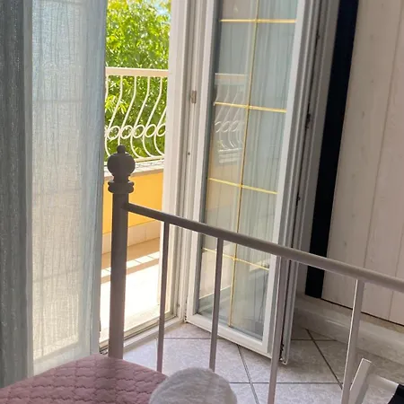 Frühstückspension Miu' , , Con Piscina E Parcheggio Privato *