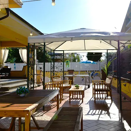 Miu' , , Con Piscina E Parcheggio Privato * Ciampino